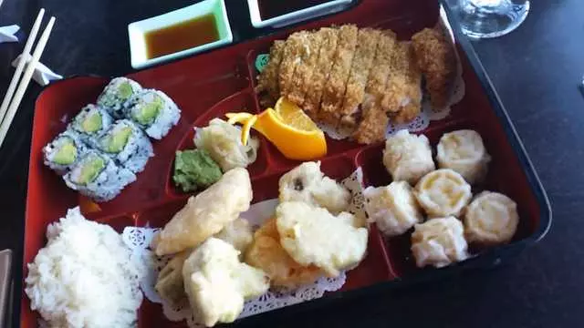 Ahi Sushi