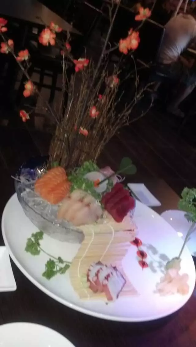 Ahi Sushi