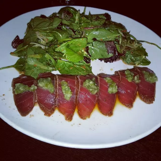Ahi Sushi