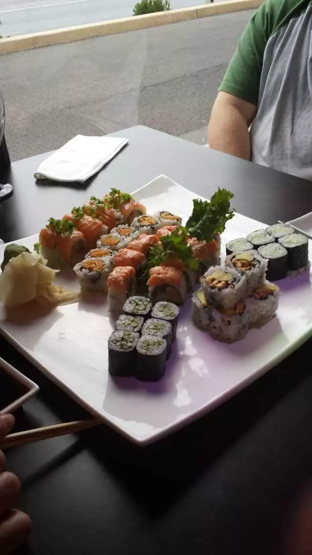 Ahi Sushi