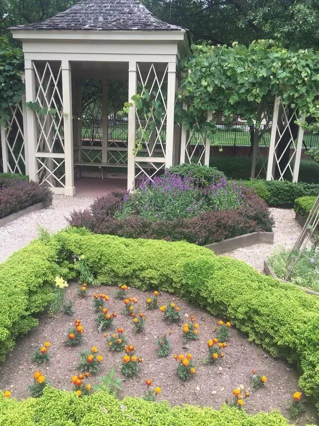 18th Century Garden