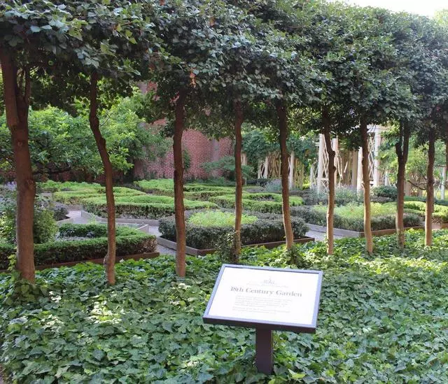 18th Century Garden