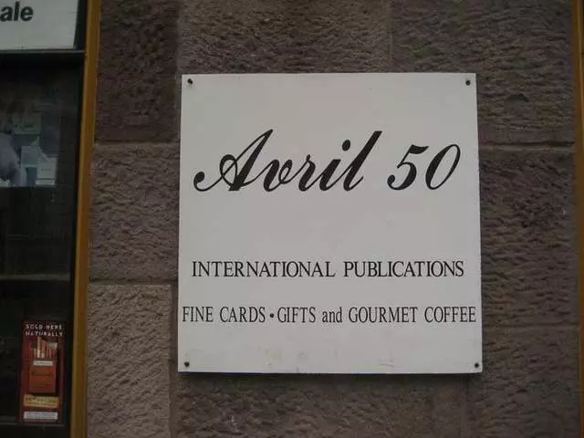 Avril 50