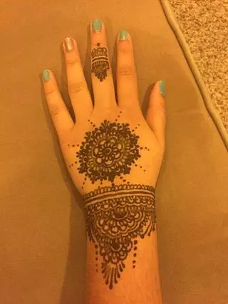 Alhuda Henna Fashions