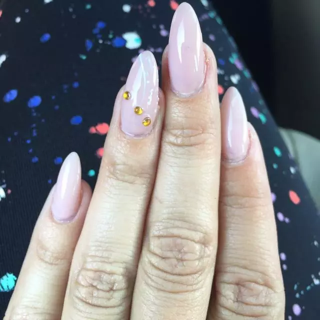 Ann’s Nail Salon