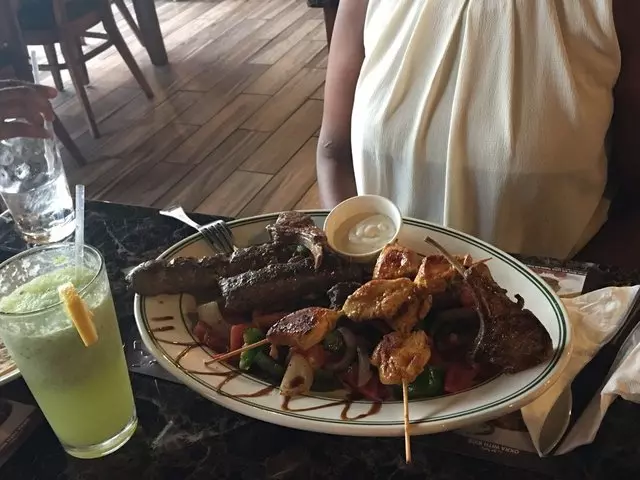 Alamodak Restaurant and Hookah Lounge