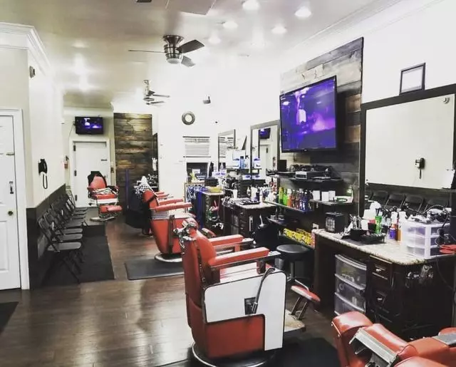 Distinguished Barbershop