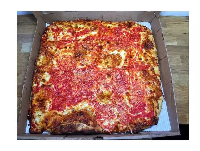 Angelo’s Pizzeria