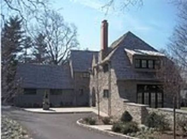 Apple Roofing Company