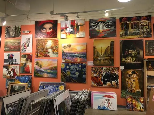 Amaze Art Gallery