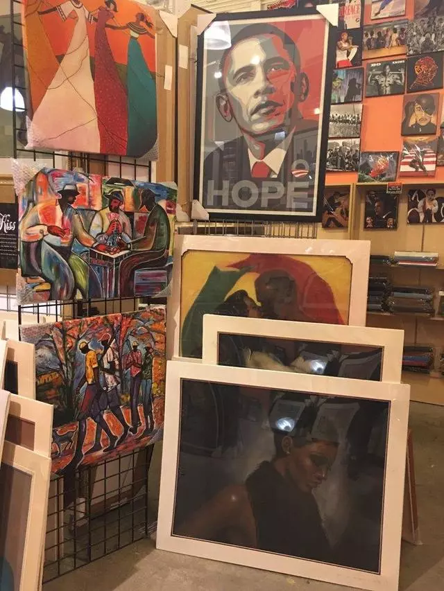 Amaze Art Gallery