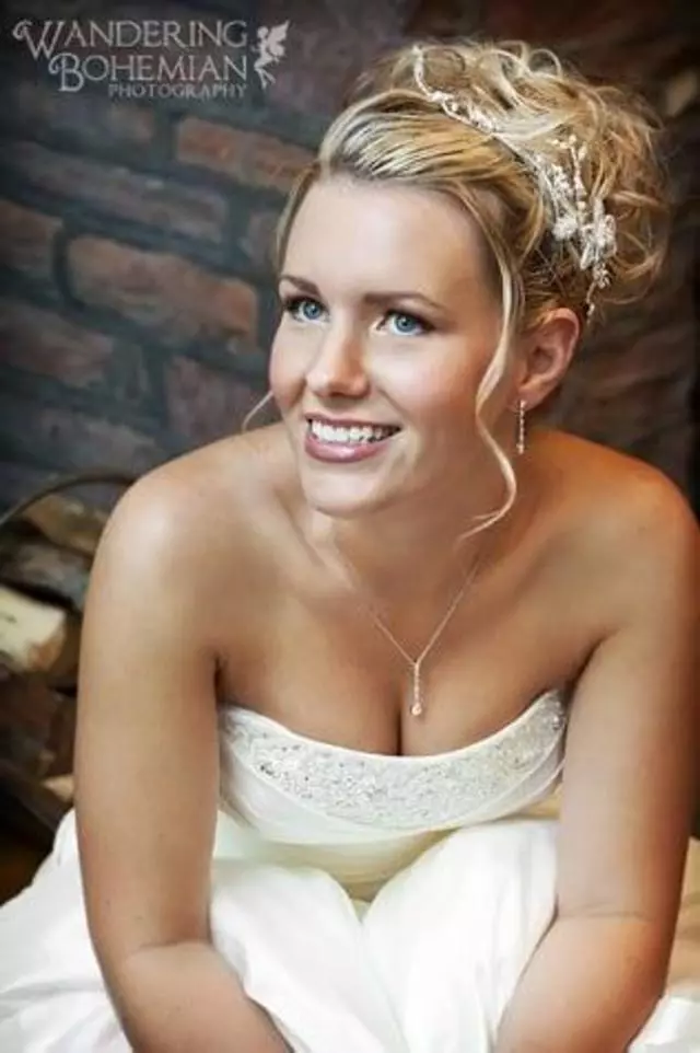 Aleksandra Ambrozy Makeup & Hair Artistry