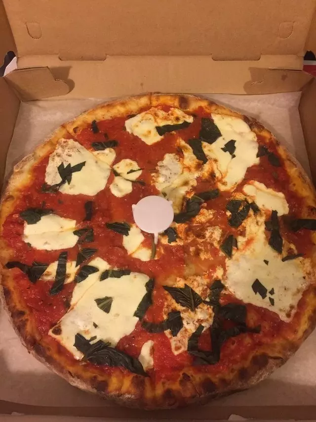 Amy’s Pizzeria