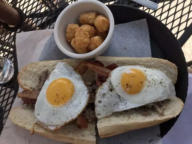 AG Jameson’s U S Hotel Bar and Grill