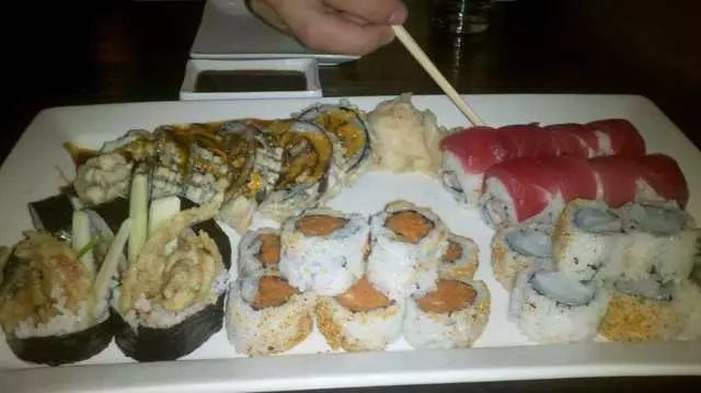 1225Raw Sushi and Sake Lounge