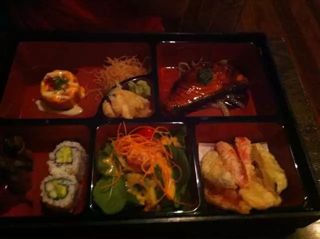 1225Raw Sushi and Sake Lounge