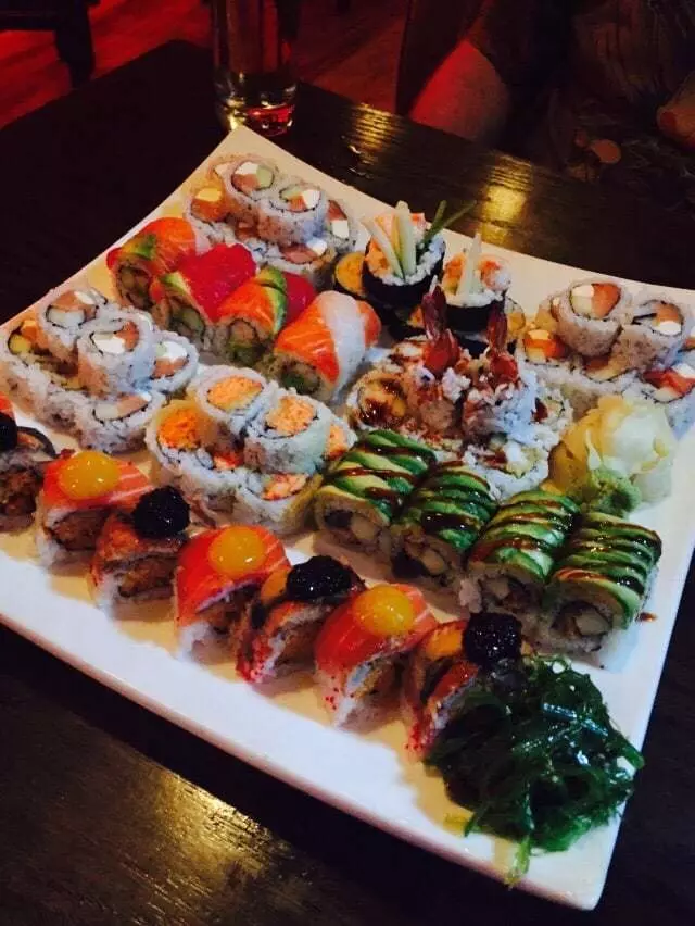 1225Raw Sushi and Sake Lounge