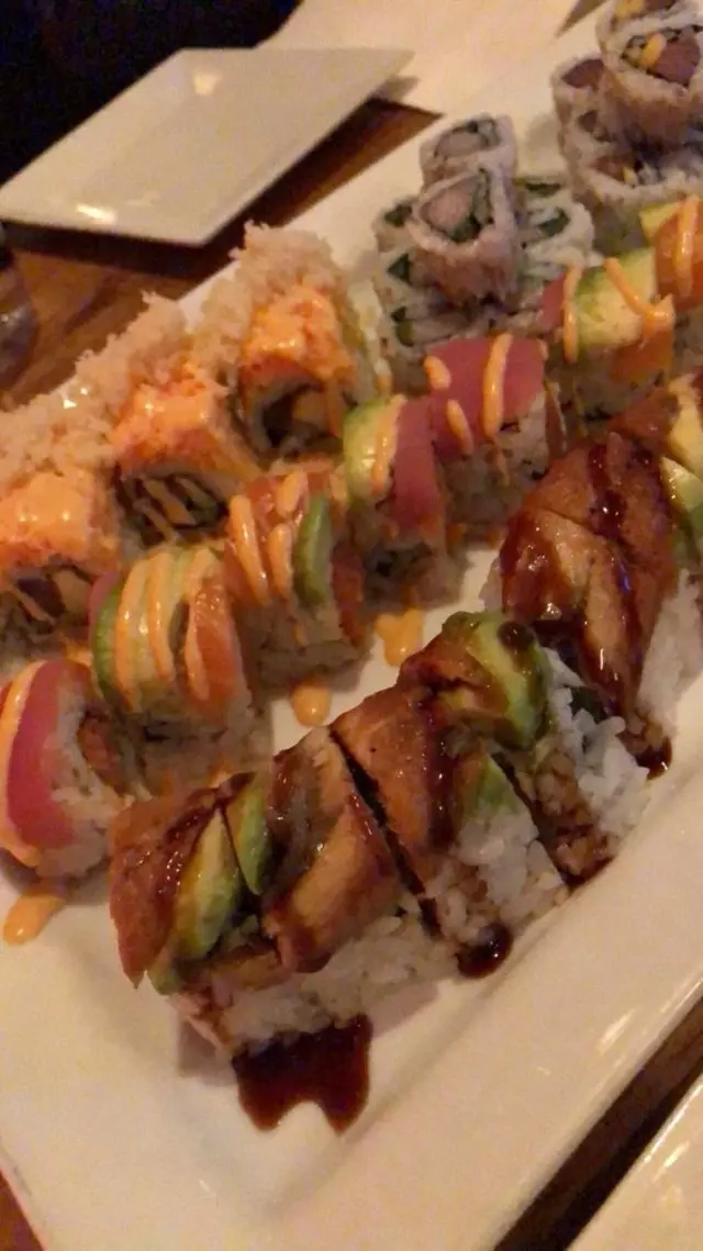 1225Raw Sushi and Sake Lounge