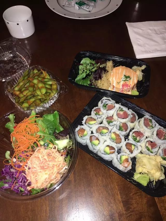 1225Raw Sushi and Sake Lounge
