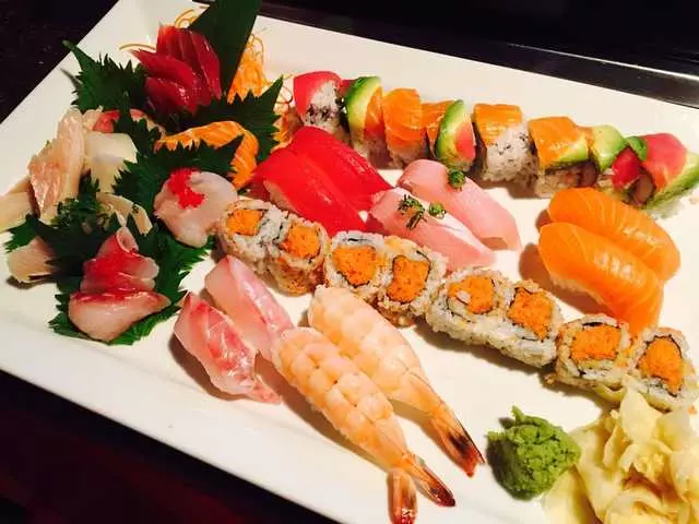 1225Raw Sushi and Sake Lounge