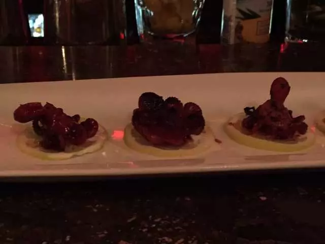 1225Raw Sushi and Sake Lounge