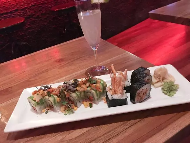 1225Raw Sushi and Sake Lounge