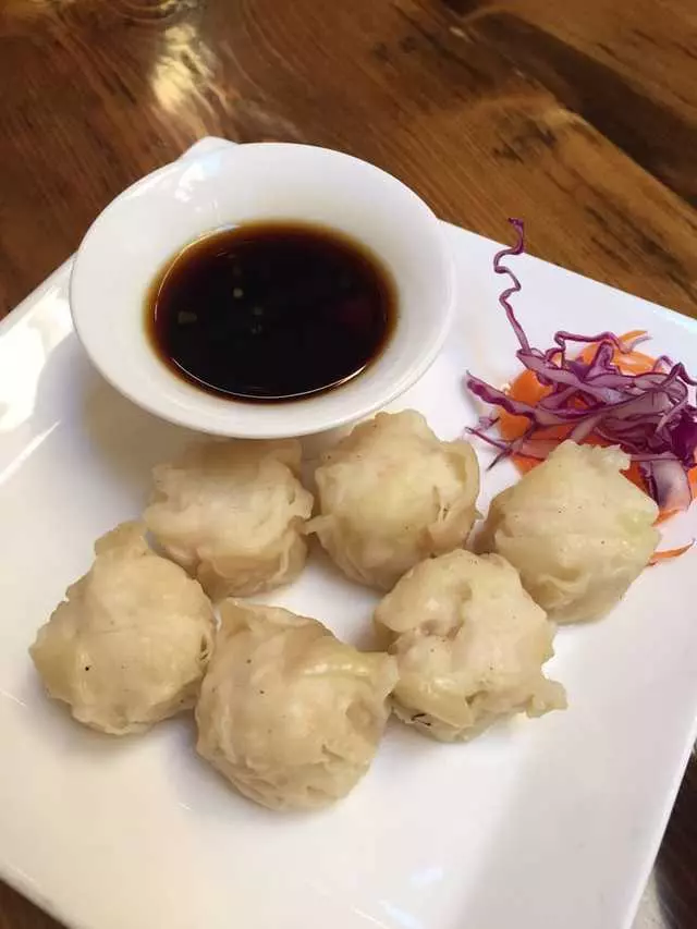 1225Raw Sushi and Sake Lounge