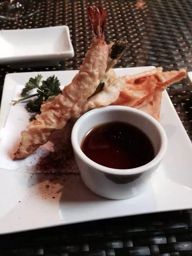 1225Raw Sushi and Sake Lounge