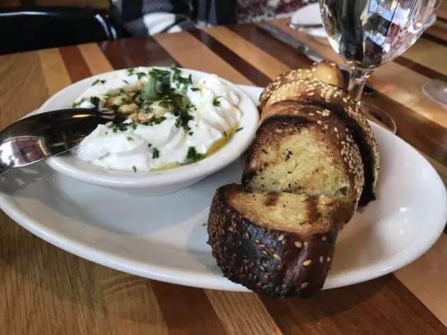 Amis Trattoria