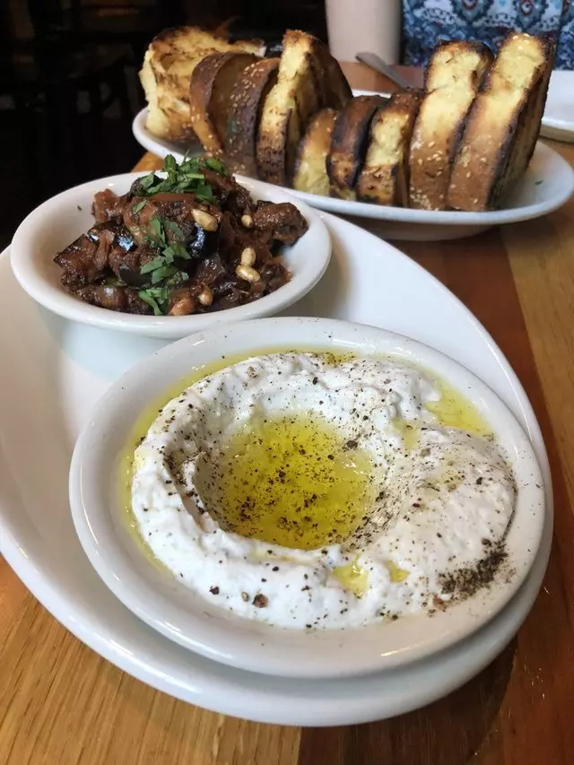 Amis Trattoria