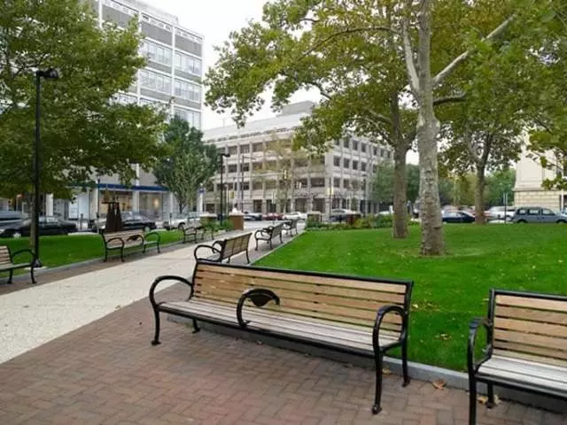 Atria Center City