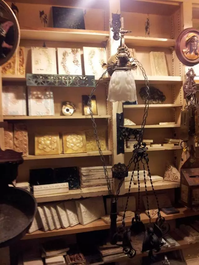 Anastacia’s Antiques