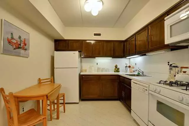 Ambassador I Apartments