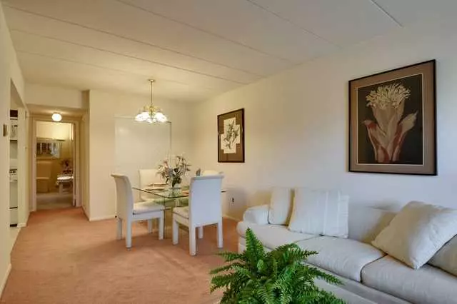 Ambassador I Apartments