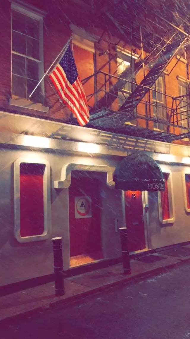 Apple Hostels