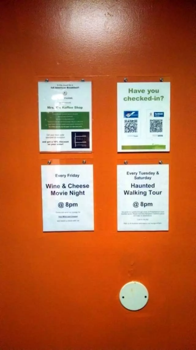 Apple Hostels