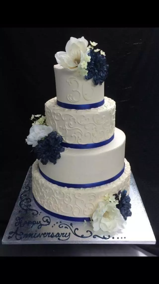 4 Every Occasion Cakes & Cupcakes