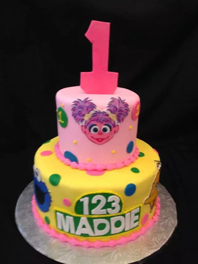 4 Every Occasion Cakes & Cupcakes