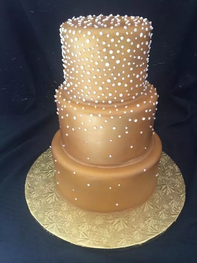 4 Every Occasion Cakes & Cupcakes