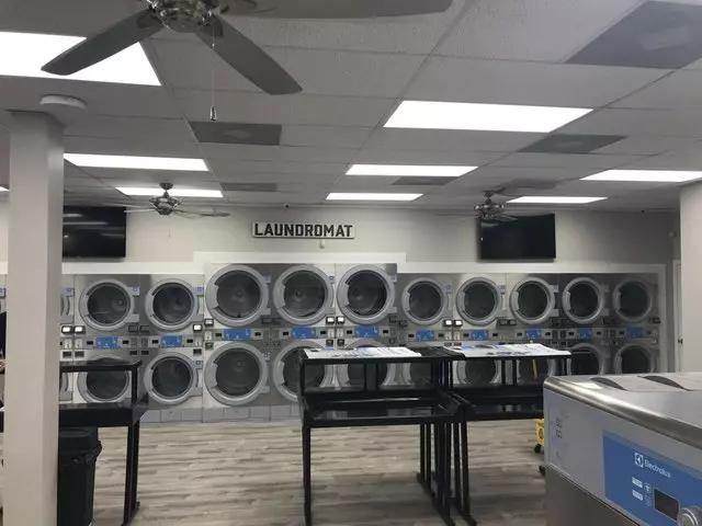 Revolution Laundromat