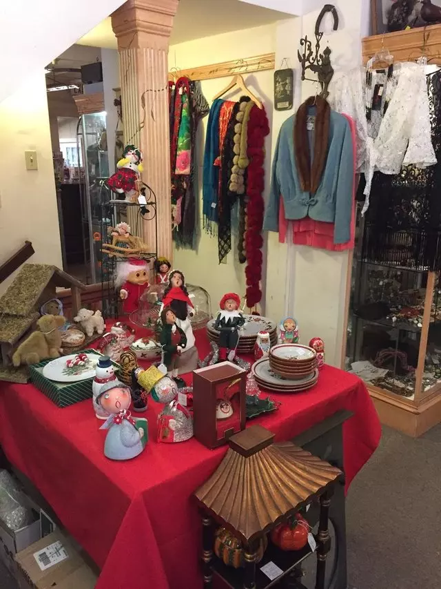 Antiques Markets of Chestnut Hill