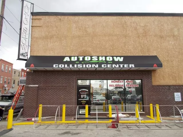 Autoshow Collision Center